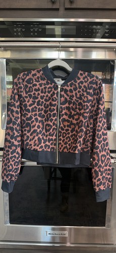 Cheetah leopard print zip - /,