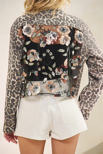 Nwt veveret denim jacket - nwt,